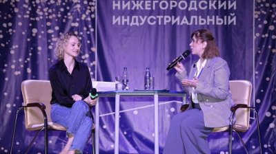 Лектор Общества «Знание» Анна Бегунова выступила перед нижегородскими студентами с «Чтецкой программой»