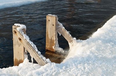 Ксения Пиногорова: «Перед погружением в ледяную купель нужно обязательно размяться и разогреться» Ксения Пиногорова: «Перед погружением в ледяную купель нужно обязательно размяться и разогреться»