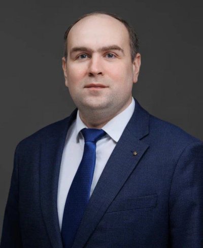 Михаил Куренков назначен министром энергетики и ЖКХ Нижегородской области Михаил Куренков назначен министром энергетики и ЖКХ Нижегородской области
