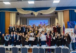 100 школьников и студентов приняли участие в муниципальном форуме «Взлет. Промышленный старт» в Семенове