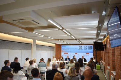 В Нижнем Новгороде обсудили вопросы цифровизации строительной отрасли В Нижнем Новгороде обсудили вопросы цифровизации строительной отрасли