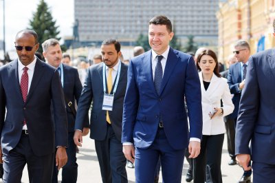 Товарооборот России со странами БРИКС за первые 5 месяцев 2024 года вырос на 6% Товарооборот России со странами БРИКС за первые 5 месяцев 2024 года вырос на 6%