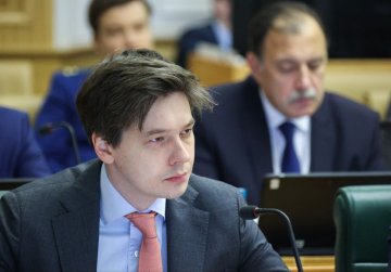 Игорь Зотов представил нижегородский опыт развития судостроения на парламентских слушаниях в Совете Федерации Игорь Зотов представил нижегородский опыт развития судостроения на парламентских слушаниях в Совете Федерации