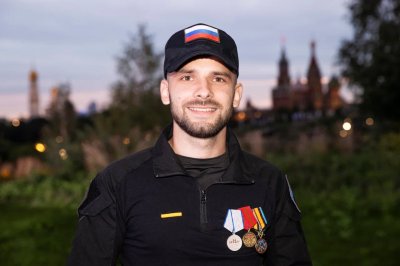 Ветеран СВО из Нижегородской области Александр Барышников принял участие в гала-концерте «Время выбрало нас» Ветеран СВО из Нижегородской области Александр Барышников принял участие в гала-концерте «Время выбрало нас»