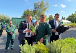 В Богородском округе заложена памятная посадка в знак единства лесоводов Нижегородской и Могилёвской областей В Богородском округе заложена памятная посадка в знак единства лесоводов Нижегородской и Могилёвской областей