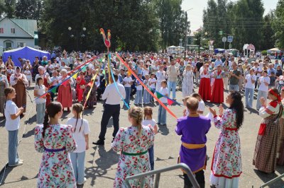Семь нижегородских муниципалитетов приняли участие в фольклорном фестивале «Межнациональный хоровод традиций» в Шаранге