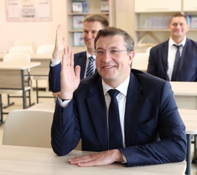 В День знаний Глеб Никитин посетил новое здание средней школы №2 в Ворсме