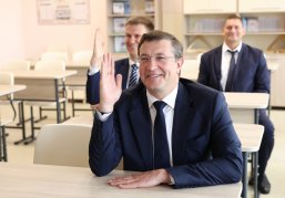 В День знаний Глеб Никитин посетил новое здание средней школы №2 в Ворсме
