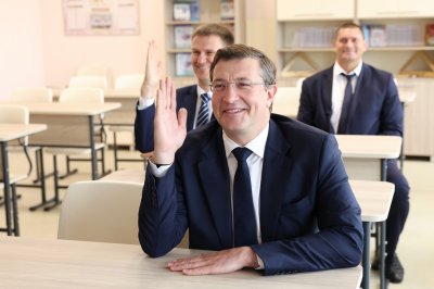 В День знаний Глеб Никитин посетил новое здание средней школы №2 в Ворсме