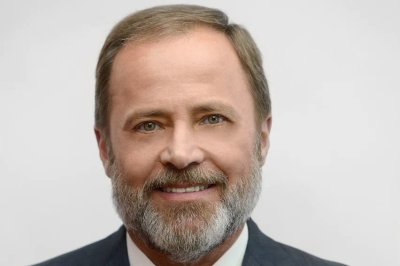 Игорь Комаров поздравил жителей Приволжского федерального округа с Днем народного единства