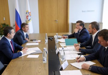 Глеб Никитин и Андрей Рюмин обсудили развитие сетевого комплекса региона Глеб Никитин и Андрей Рюмин обсудили развитие сетевого комплекса региона