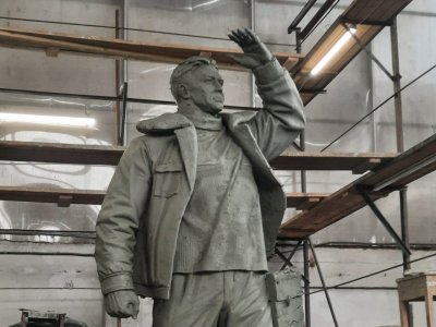 Памятник Валерию Чкалову будет установлен на Ходынском поле в Москве Памятник Валерию Чкалову будет установлен на Ходынском поле в Москве