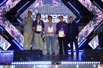 Три нижегородских школьника вошли в число победителей и призеров Всероссийского чемпионата пилотирования дронов «Пилоты будущего»