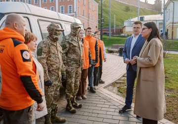 Нижегородские волонтеры передали микроавтобус для бойцов СВО Нижегородские волонтеры передали микроавтобус для бойцов СВО