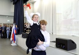 Глеб Никитин: «Новая школа имени Молева – символ того, что Дзержинск смотрит в будущее» Глеб Никитин: «Новая школа имени Молева – символ того, что Дзержинск смотрит в будущее»