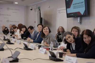 Участники экспертного совета по финграмотности обсудили коллаборации с креаторами и борьбу с «раздолжнителями» Участники экспертного совета по финграмотности обсудили коллаборации с креаторами и борьбу с «раздолжнителями»
