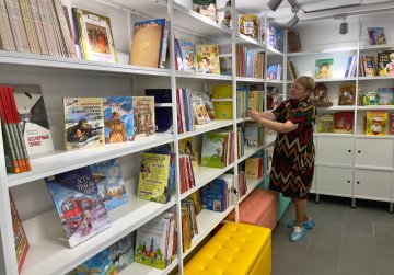 В Ленинском районе Нижнего Новгорода после модернизации открылся центр семейного чтения В Ленинском районе Нижнего Новгорода после модернизации открылся центр семейного чтения