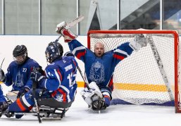 Нижегородская команда ветеранов СВО «Штурм» стала бронзовым призёром чемпионата Всероссийской любительской лиги следж-хоккея