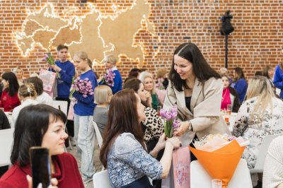 Нижегородские волонтеры Победы в рамках акции «Вам, любимые!» поздравили более 4000 женщин