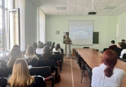 В День знаний в Нижегородской области прошли уроки мужества с участниками СВО для школьников и студентов В День знаний в Нижегородской области прошли уроки мужества с участниками СВО для школьников и студентов