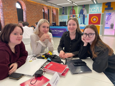 Десять цифровых проектов создали студенты НИУ Президентской академии к 80-летию вуза на хакатоне в «КУПНО.СТАРТ»