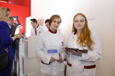 Сервис «Электронный рецепт» и мобильные приложения «К врачу» и «Госаптека» представили гостям конференции «ЦИПР»