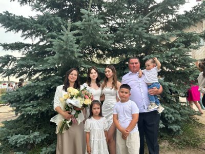 Семья Желновых из Уренского округа удостоена медали ордена «Родительская слава» Семья Желновых из Уренского округа удостоена медали ордена «Родительская слава»