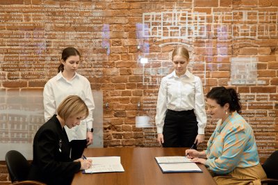 Министерство культуры Нижегородской области, НГХМ и НИУ ВШЭ – Нижний Новгород подписали соглашения о сотрудничестве Министерство культуры Нижегородской области, НГХМ и НИУ ВШЭ – Нижний Новгород подписали соглашения о сотрудничестве