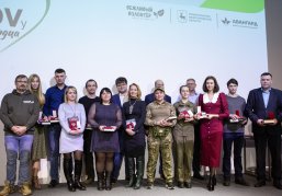 Нижегородских волонтеров наградили за помощь военнослужащим в зоне СВО Нижегородских волонтеров наградили за помощь военнослужащим в зоне СВО