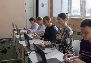 Более 250 нижегородских школьников и студентов учреждений СПО обменялись опытом проектной деятельности на интенсиве «ПроДвижение»