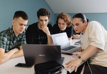 Нижегородский университет «НЕЙМАРК» получит федеральный грант на поддержку студенческих ИТ-стартапов Нижегородский университет «НЕЙМАРК» получит федеральный грант на поддержку студенческих ИТ-стартапов