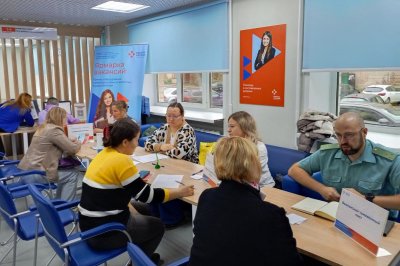 Мини-ярмарки вакансий Нижегородского кадрового центра помогли трудоустроиться более 1,7 тыс. соискателей в 2025 году