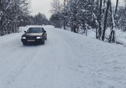 Для жителей села Пустынь Нижегородской области вместо аварийного моста через реку Медведовку построен временный объезд