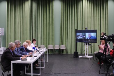 Александр Брод: «Большой вклад в обеспечение прозрачности выборов в Нижегородской области внесли общественные наблюдатели» Александр Брод: «Большой вклад в обеспечение прозрачности выборов в Нижегородской области внесли общественные наблюдатели»