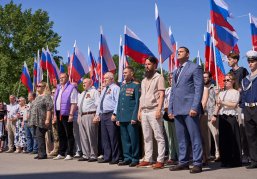 В Нижегородской области встретили участников автопробега «Одна Родина – одна семья», следующего по маршруту Владивосток - Донецк