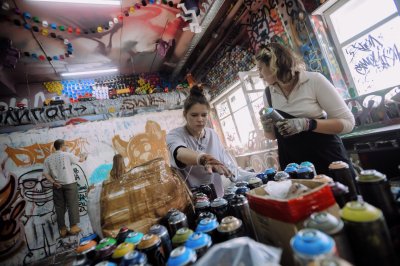 Нижегородка Екатерина Парюшкина вошла в число призеров фестиваля уличной культуры «ФормАРТ» Нижегородка Екатерина Парюшкина вошла в число призеров фестиваля уличной культуры «ФормАРТ»