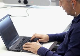 Незрячие участники проекта «Драйверы цифровой инклюзии» из 21 региона РФ начали обучение на тестировщиков сайтов в Нижегородской области Незрячие участники проекта «Драйверы цифровой инклюзии» из 21 региона РФ начали обучение на тестировщиков сайтов в Нижегородской области