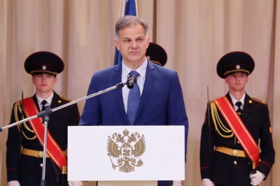 Нижегородским сотрудникам МВД вручили награды на торжественном мероприятии, посвящённом Дню России