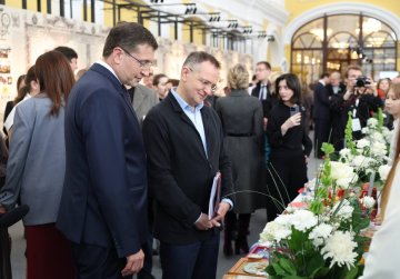 Владимир Мединский и Глеб Никитин посетили Первую нижегородскую книжную ярмарку Владимир Мединский и Глеб Никитин посетили Первую нижегородскую книжную ярмарку