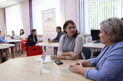 Более 60 предпринимателей приняли участие в круглом столе «Меры поддержки. Инструменты развития бизнеса» в Княгинине