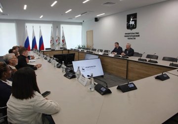 Иностранные эксперты на встрече с Андреем Гнеушевым дали высокую оценку организации выборов в Нижегородской области Иностранные эксперты на встрече с Андреем Гнеушевым дали высокую оценку организации выборов в Нижегородской области