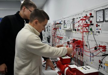 Почти 15 тысяч нижегородцев побывали в колледжах и техникумах «Профессионалитета» в Единый день открытых дверей