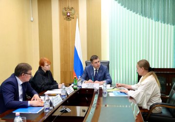 Андрей Гнеушев провел личный прием граждан