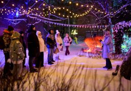 Более 20 тысяч человек побывали в Заповедных кварталах на зимнем фестивале «Праздник света. Тепло семейных историй»