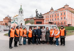 Нижегородские волонтеры передали очередной внедорожник и гуманитарный груз для бойцов СВО