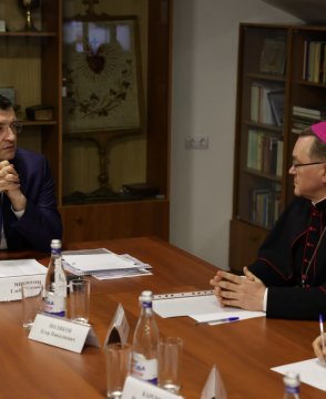Глеб Никитин обсудил развитие Студеного квартала в Нижнем Новгороде с руководством католической церкви