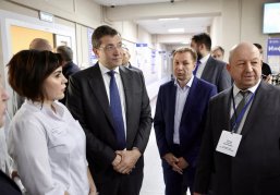 Глеб Никитин оценил работу Сергачского межрайонного медицинского центра и обновленного Дома культуры в селе Ачка Глеб Никитин оценил работу Сергачского межрайонного медицинского центра и обновленного Дома культуры в селе Ачка
