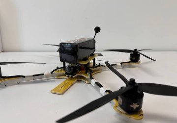 Нижегородских школьников и студентов колледжей начнут обучать управлению беспилотниками