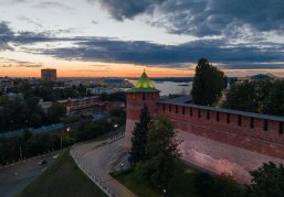 Вход в Нижегородский кремль 4 ноября будет организован через Дмитриевскую, Кладовую и Ивановскую башни Вход в Нижегородский кремль 4 ноября будет организован через Дмитриевскую, Кладовую и Ивановскую башни