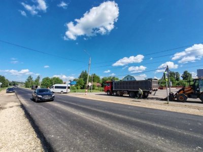 Обновление дорожного покрытия и остановочных площадок началось на трассе Р-158 в Лукоянове по нацпроекту «Инфраструктура для жизни» Обновление дорожного покрытия и остановочных площадок началось на трассе Р-158 в Лукоянове по нацпроекту «Инфраструктура для жизни»